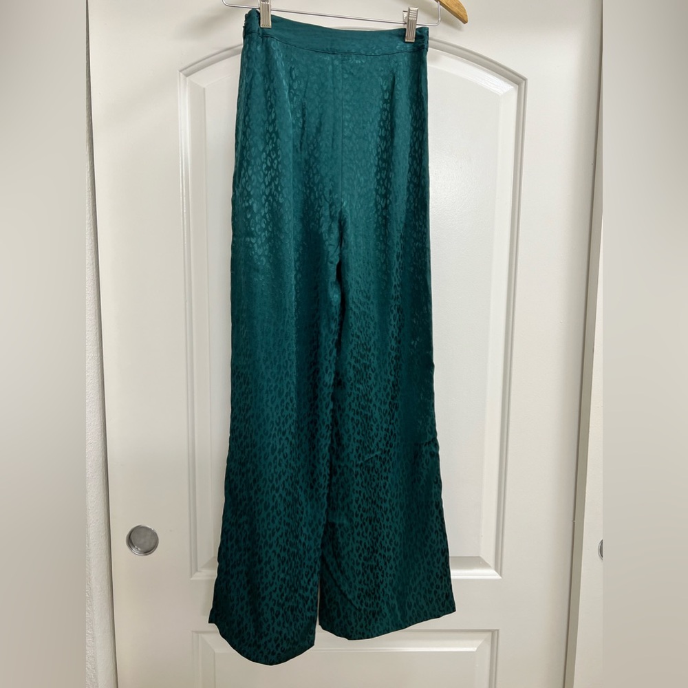 NWT L Space Leopard Harlow Wide Leg Pant in Ultramarine - Picture 6 of 10